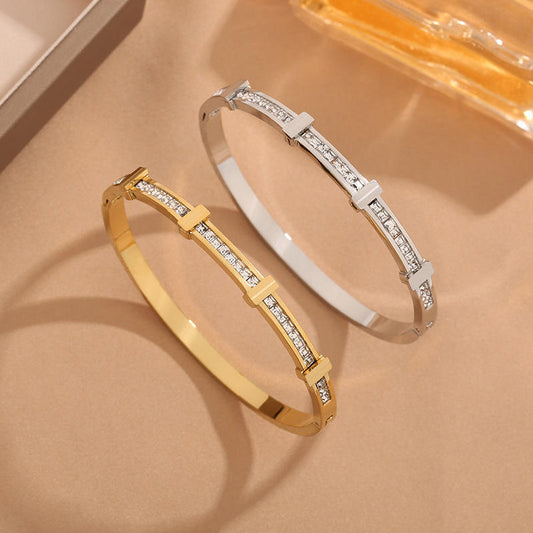 Mila Luxe Bangle