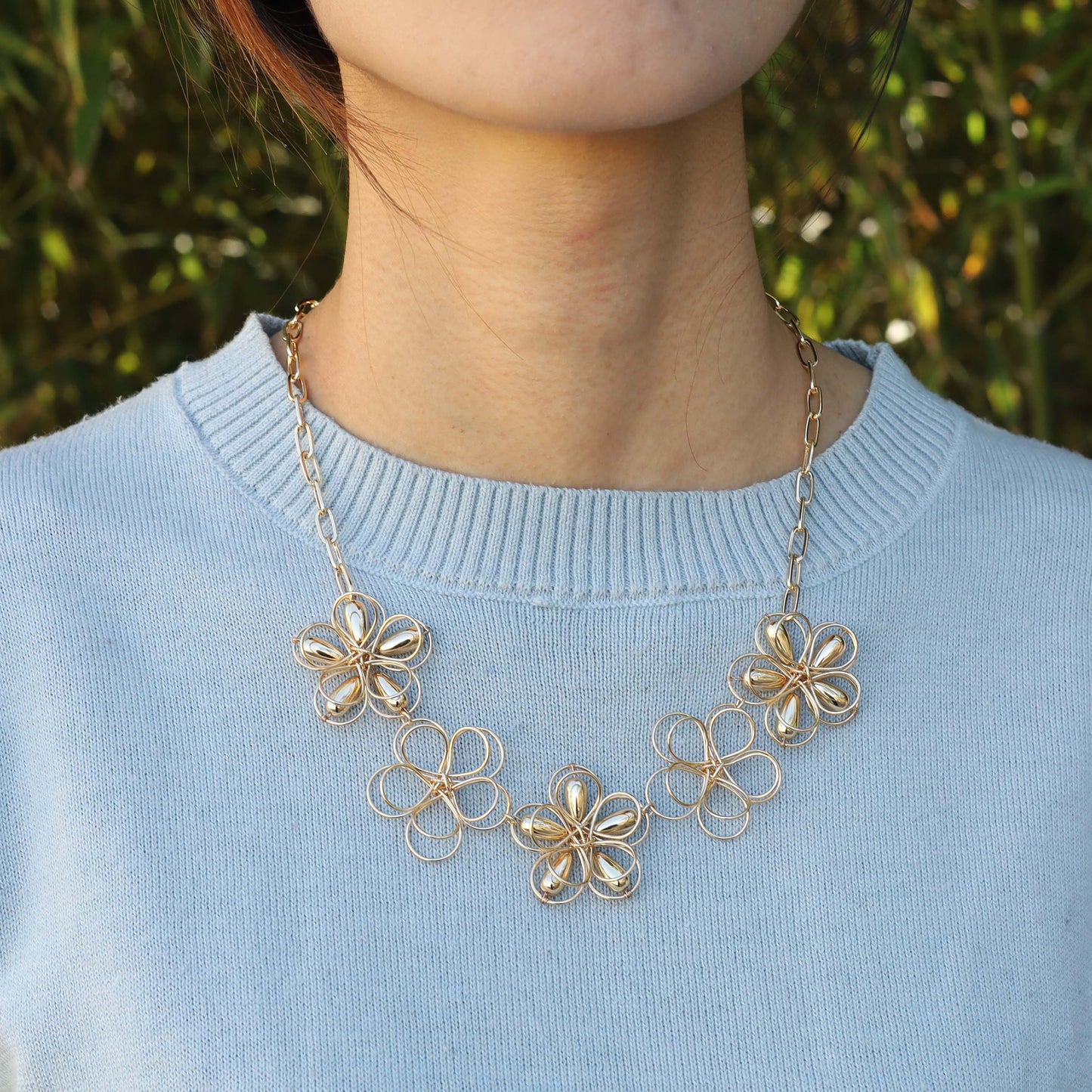 Sharia Twisted Flower Necklace