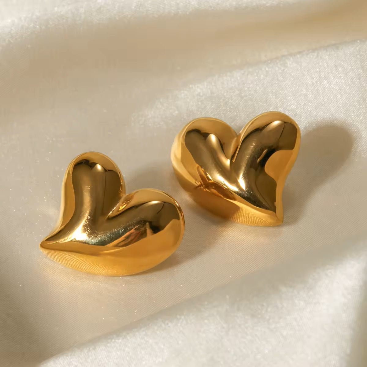 Golden Heartfold Earrings